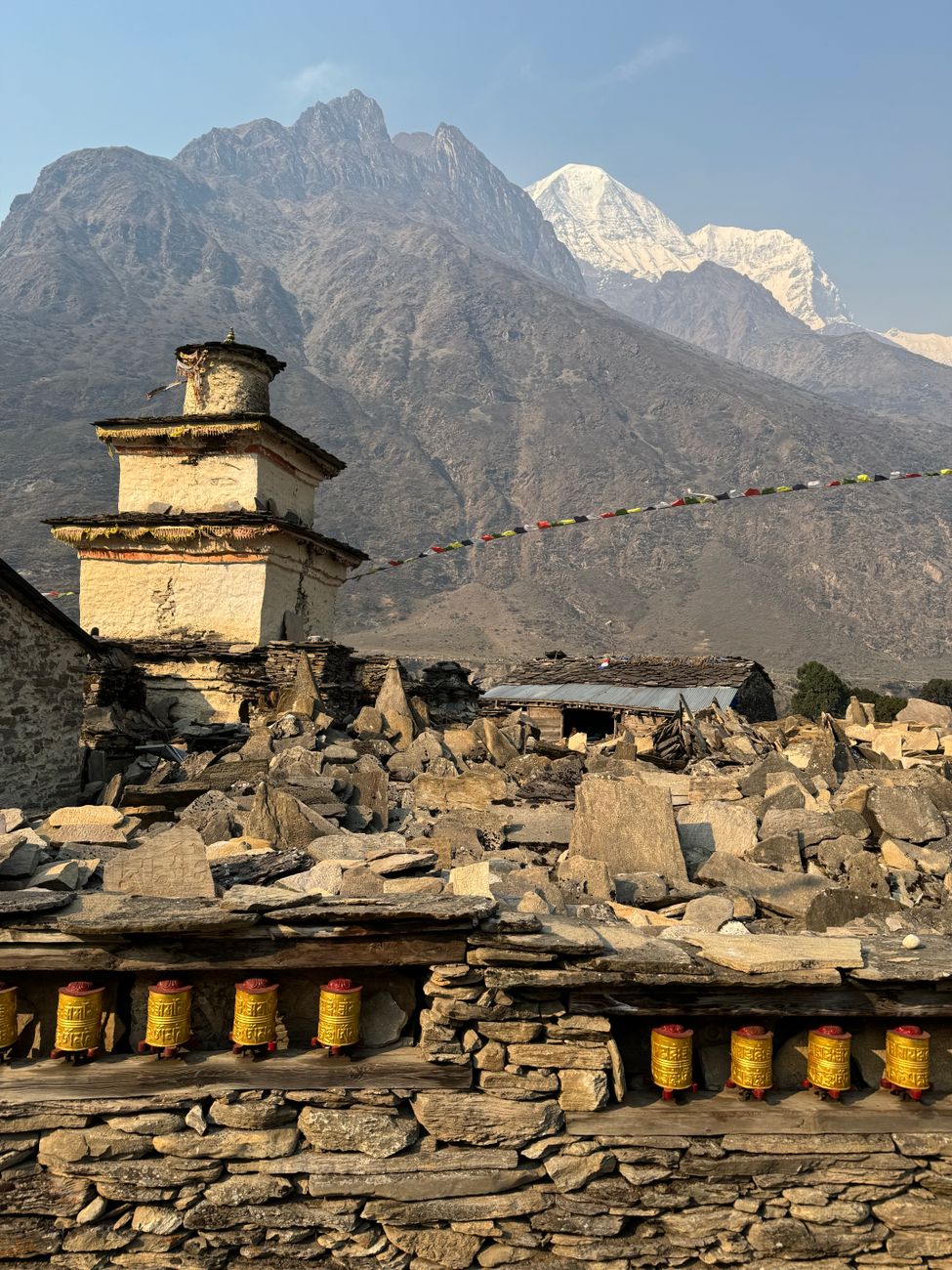 Italian Guide For Nepal brochure cover